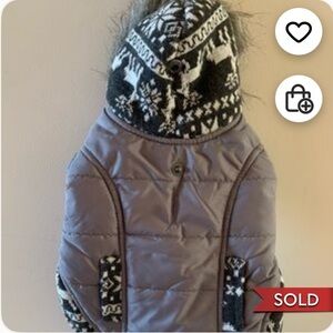 🐾 2 dog coats 🐾